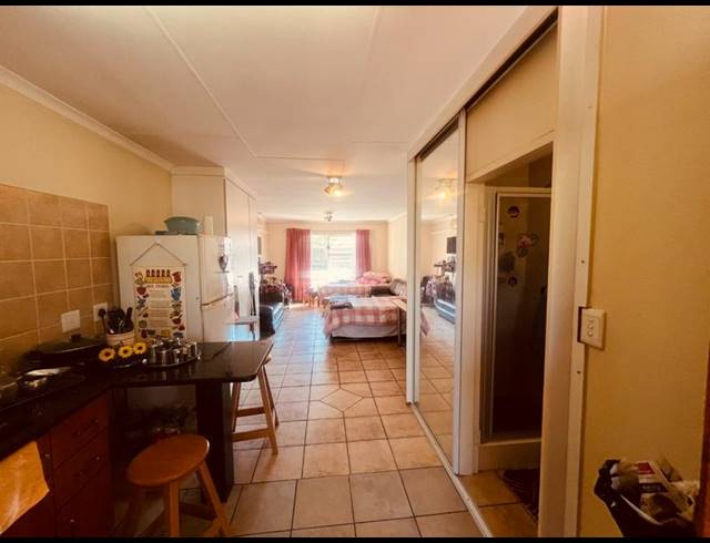 1 BEDROOM APARTMENT FOR SALE IN RIETFONTEIN